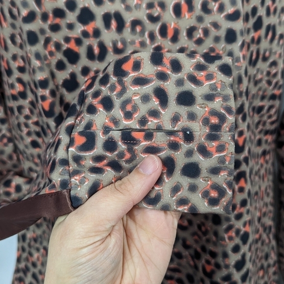 Daily Sports Mock Neck Athletic Top Sz M - Picture 7 of 13